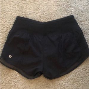 lululemon black shorts